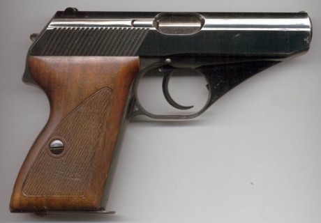 Hace unos días encontré por casualidad en una web extranjera un arma a la venta que hacía muchos años 101