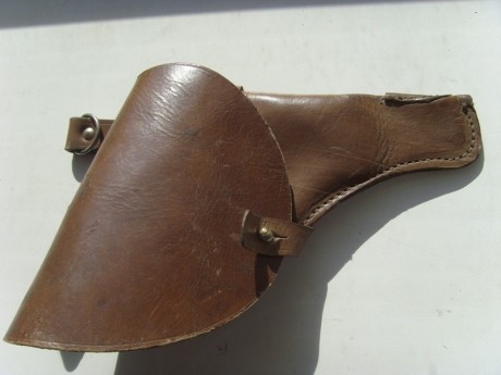 Hace unos días encontré por casualidad en una web extranjera un arma a la venta que hacía muchos años 31