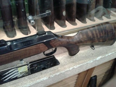 Alguien sabe si para pasar de cañon en un Sauer 202 calibre 300WM al calibre 375H&H es necesario cambiar 130