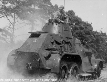 buenas me gustaria abrir un hilo sobre los primeros tanques de la historia, por mi parte aporto los pocos 131