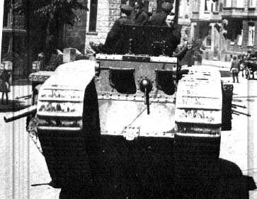 buenas me gustaria abrir un hilo sobre los primeros tanques de la historia, por mi parte aporto los pocos 42