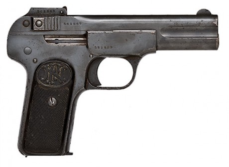 Hace unos días encontré por casualidad en una web extranjera un arma a la venta que hacía muchos años 151