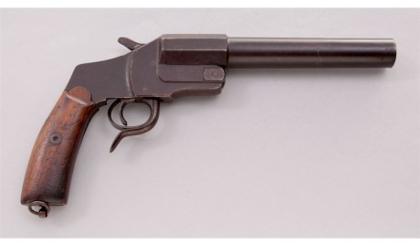 Hace unos días encontré por casualidad en una web extranjera un arma a la venta que hacía muchos años 162