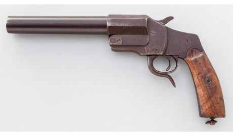 Hace unos días encontré por casualidad en una web extranjera un arma a la venta que hacía muchos años 161
