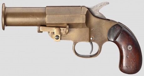Hace unos días encontré por casualidad en una web extranjera un arma a la venta que hacía muchos años 31