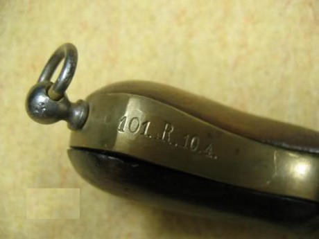 Hace unos días encontré por casualidad en una web extranjera un arma a la venta que hacía muchos años 72