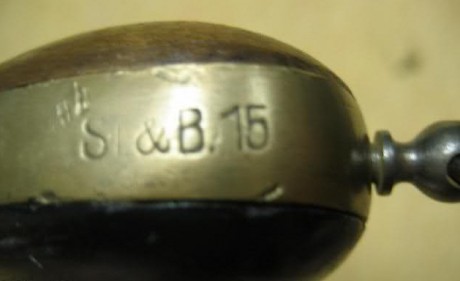 Hace unos días encontré por casualidad en una web extranjera un arma a la venta que hacía muchos años 71