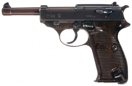 Hace unos días encontré por casualidad en una web extranjera un arma a la venta que hacía muchos años 30