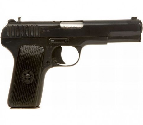 Hace unos días encontré por casualidad en una web extranjera un arma a la venta que hacía muchos años 161