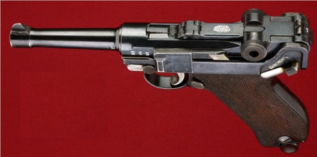 Hace unos días encontré por casualidad en una web extranjera un arma a la venta que hacía muchos años 132