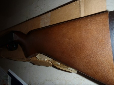 ...pues lo dicho, vendo carabina semiautomatica winchester mod. 190 en calibre .22 Lr en un más que excelente 00