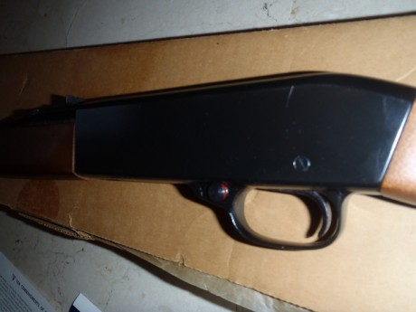 ...pues lo dicho, vendo carabina semiautomatica winchester mod. 190 en calibre .22 Lr en un más que excelente 10