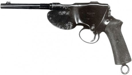 Hace unos días encontré por casualidad en una web extranjera un arma a la venta que hacía muchos años 30