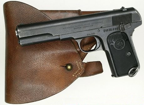 Hace unos días encontré por casualidad en una web extranjera un arma a la venta que hacía muchos años 92