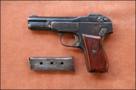 Hace unos días encontré por casualidad en una web extranjera un arma a la venta que hacía muchos años 12