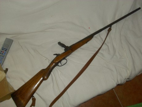 Ya amenacé hace tiempo en el hilo de los Benelli, seguramente es el rifle más extendido en España y cada 51
