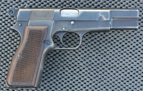 Hace unos días encontré por casualidad en una web extranjera un arma a la venta que hacía muchos años 160
