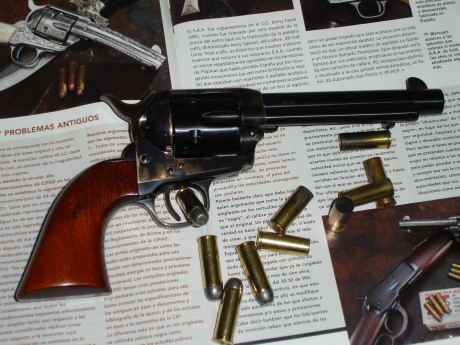 Me encantan los rifles de palanca. No sé si son potentes, ni si son precisos y lo que si sé es que no 71