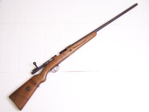 Hace unos días encontré por casualidad en una web extranjera un arma a la venta que hacía muchos años 140