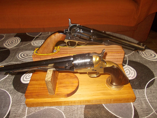  Hilo para colocar fotos, de esas armas de pólvora negra que tanto nos gustan y tenemos bien cuidadas, 52