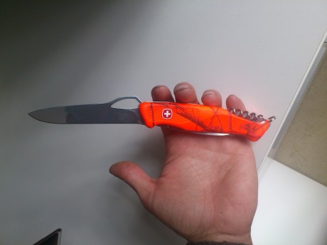 El viernes me compre, en la cuchilleria de un gran amigo, Javier  de cuchilleria San Gil en Zaragoza, 00