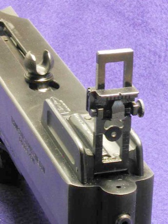 Hace unos días encontré por casualidad en una web extranjera un arma a la venta que hacía muchos años 92
