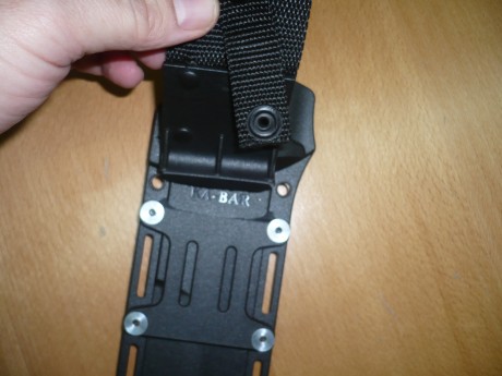 Hola compañeros, hace una semana me compre un KA-BAR en filofiel, me llego el lunes, y hoy le he puesto 02