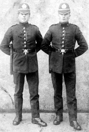 Hace unos días encontré por casualidad en una web extranjera un arma a la venta que hacía muchos años 132