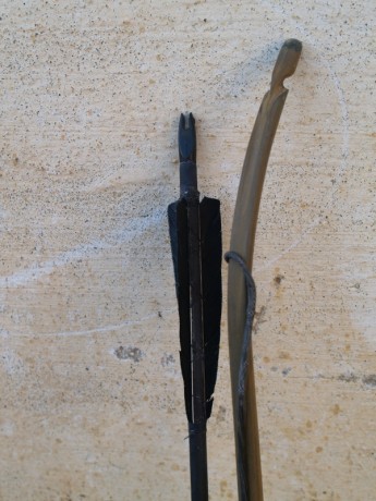 Lo mismo ya lo conocéis, pero yo no lo había visto hasta ahora. No sólo hace el arco compuesto casero, 20