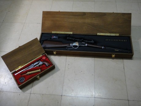 Me encantan los rifles de palanca. No sé si son potentes, ni si son precisos y lo que si sé es que no 32