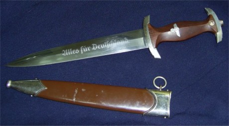 Hace unos días encontré por casualidad en una web extranjera un arma a la venta que hacía muchos años 111