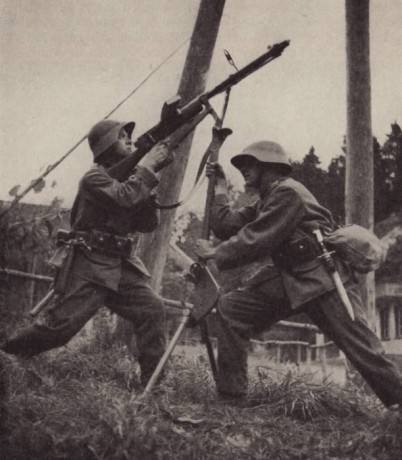 Hace unos días encontré por casualidad en una web extranjera un arma a la venta que hacía muchos años 142