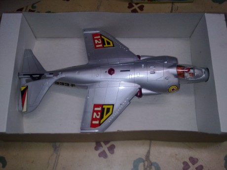 Vendo o cambio por militaria o armas los siguientes juguetes de sanchis de los años 70/80:

Porche fricción 110