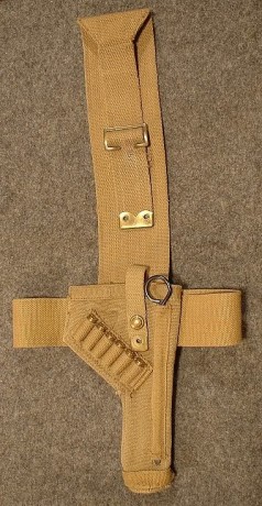 Hace unos días encontré por casualidad en una web extranjera un arma a la venta que hacía muchos años 72
