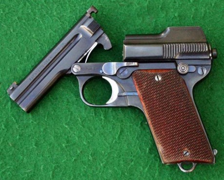 Hace unos días encontré por casualidad en una web extranjera un arma a la venta que hacía muchos años 00