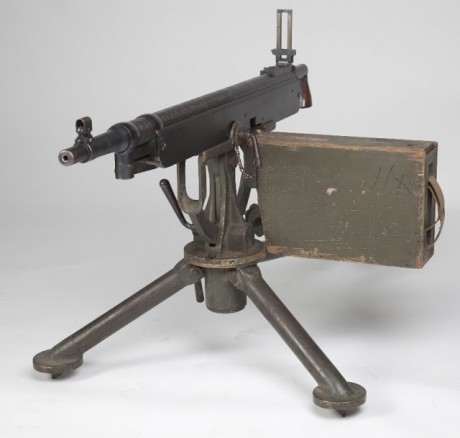 Hace unos días encontré por casualidad en una web extranjera un arma a la venta que hacía muchos años 172
