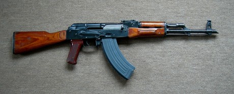 Hace unos días encontré por casualidad en una web extranjera un arma a la venta que hacía muchos años 100