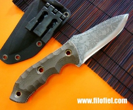 Hola a ver si me podeis aconsejar un cuchillo para desollar sobretodo javalies ya que el cuchillo de toda 40
