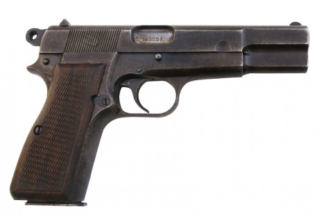 Hace unos días encontré por casualidad en una web extranjera un arma a la venta que hacía muchos años 32