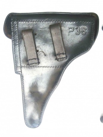 Hace unos días encontré por casualidad en una web extranjera un arma a la venta que hacía muchos años 11