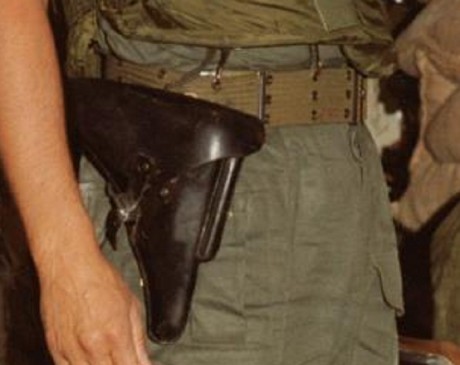 Hace unos días encontré por casualidad en una web extranjera un arma a la venta que hacía muchos años 21
