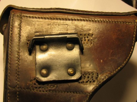 Hace unos días encontré por casualidad en una web extranjera un arma a la venta que hacía muchos años 01