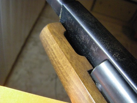 Como podria hacer una patas para que hagan de bipode ? 20