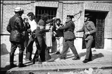 Al igual que hicimos con las alegaciones, propongo hacer cientos o miles de cartas a defensa o a donde 170