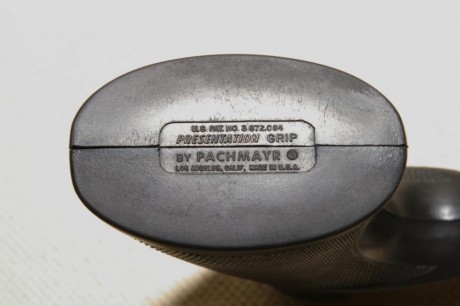 Hola buenas.
Estoy buscando unas cachas para mi revólver astra 357 Magnum. Si alguien sabe de alguna armería, 80