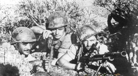 Hace unos días encontré por casualidad en una web extranjera un arma a la venta que hacía muchos años 160