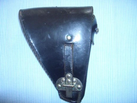 Hace unos días encontré por casualidad en una web extranjera un arma a la venta que hacía muchos años 51
