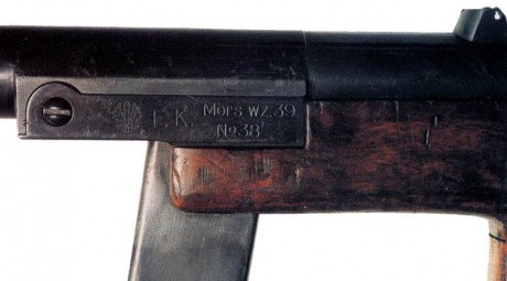 Hace unos días encontré por casualidad en una web extranjera un arma a la venta que hacía muchos años 151