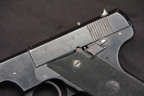 Hace unos días encontré por casualidad en una web extranjera un arma a la venta que hacía muchos años 102
