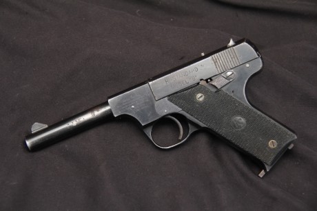 Hace unos días encontré por casualidad en una web extranjera un arma a la venta que hacía muchos años 100